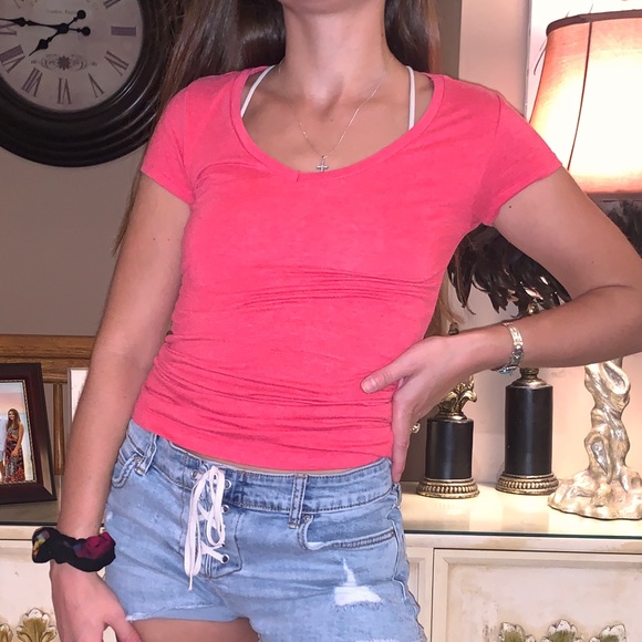 Divided Tops - H&M Divided Coral Pink V-Neck Fitted T-Shirt 💗